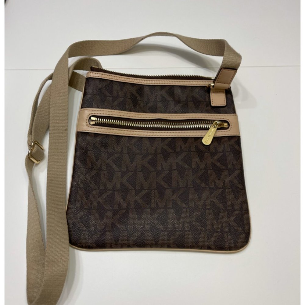 Michael Kors Crossbody